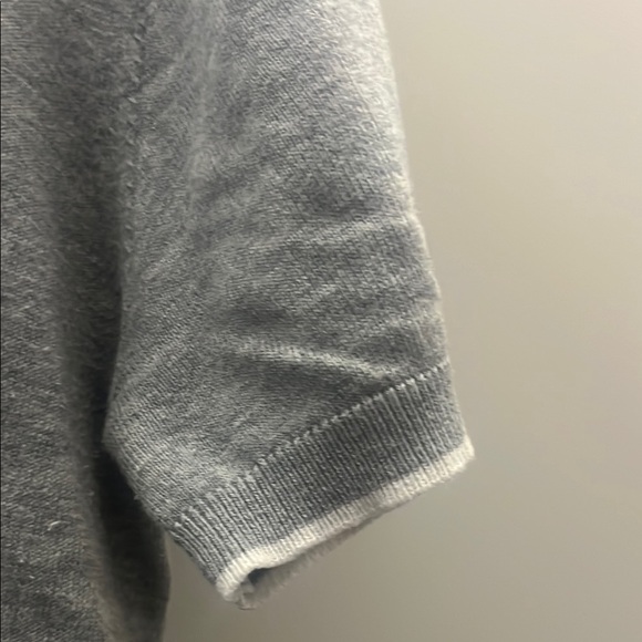 Gray Short Sleeve Sweater M - Picture 4 of 5